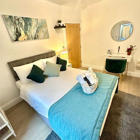 The Green Luxe En-Suite In Stratford Londra Esterno foto