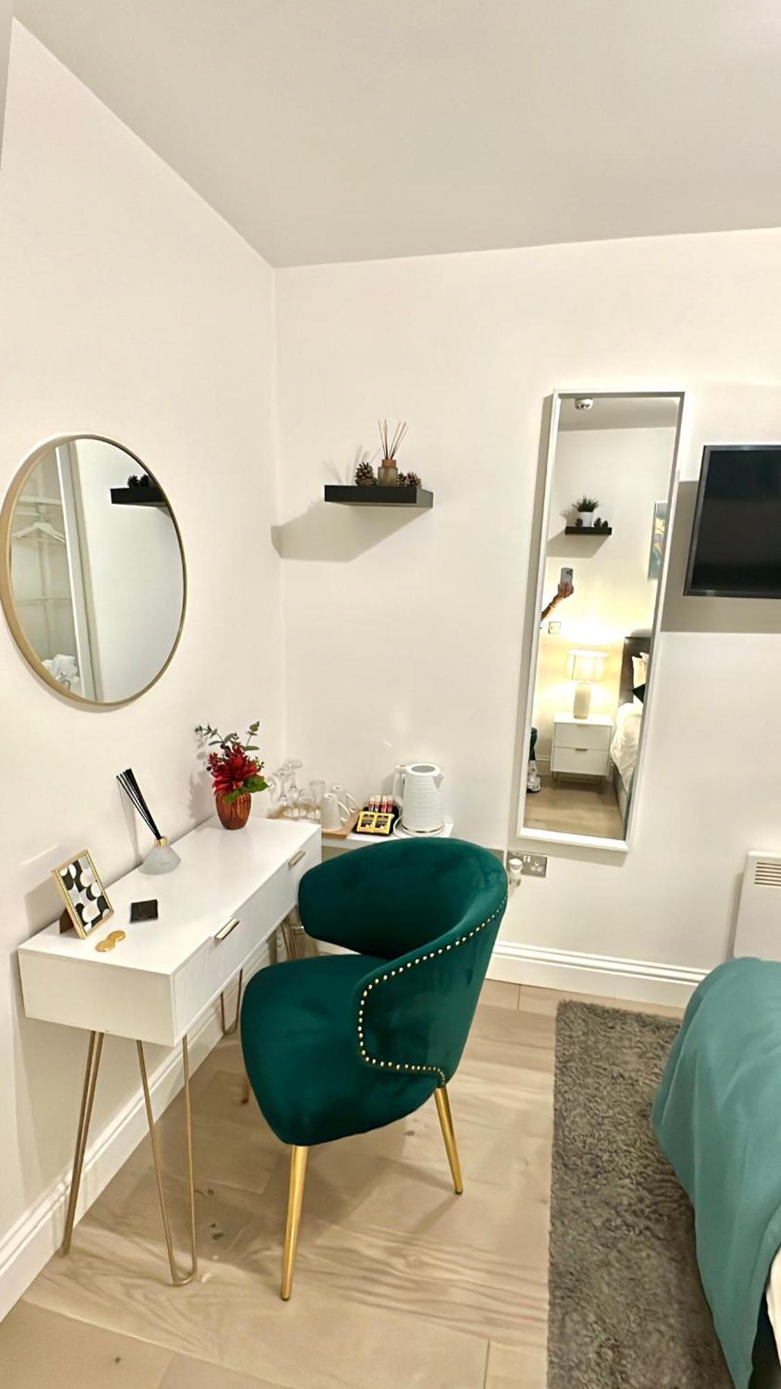 The Green Luxe En-Suite In Stratford Londra Esterno foto