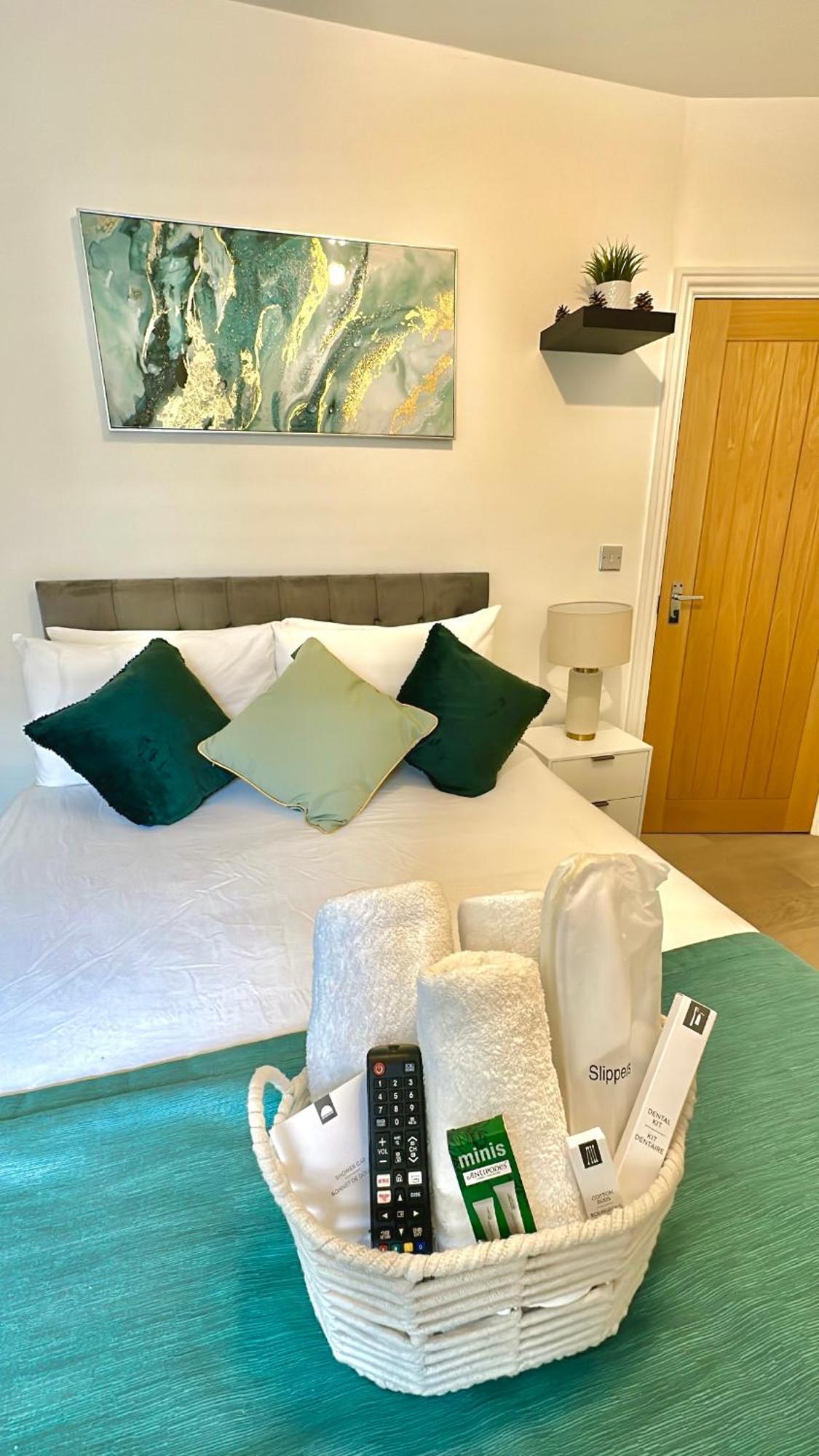 The Green Luxe En-Suite In Stratford Londra Esterno foto